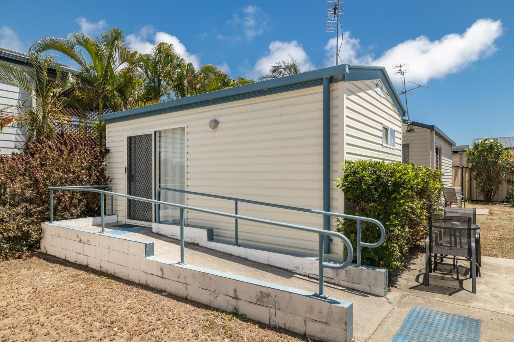 Harbour Lights Tourist Park Hotel Bowen Exterior foto